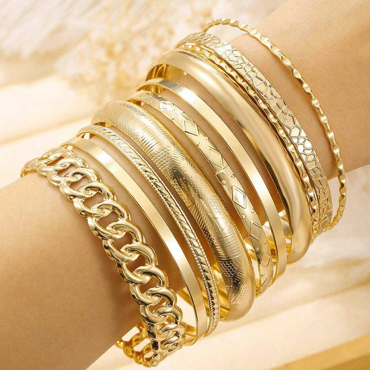 10pcs/set Metal Bangles Set