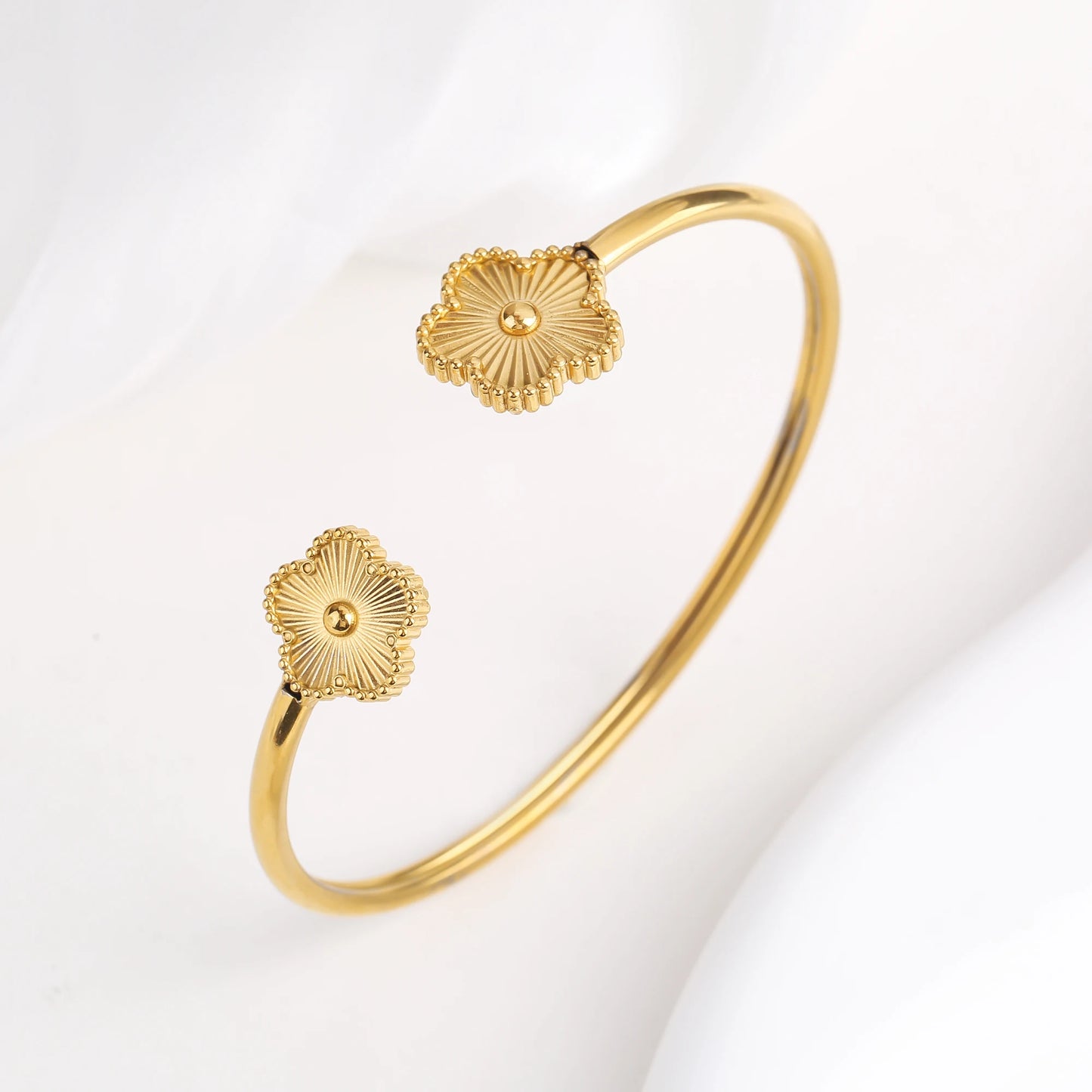 Clover Leaf Bracelet