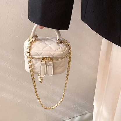 Thread Mini Bucket Bag
