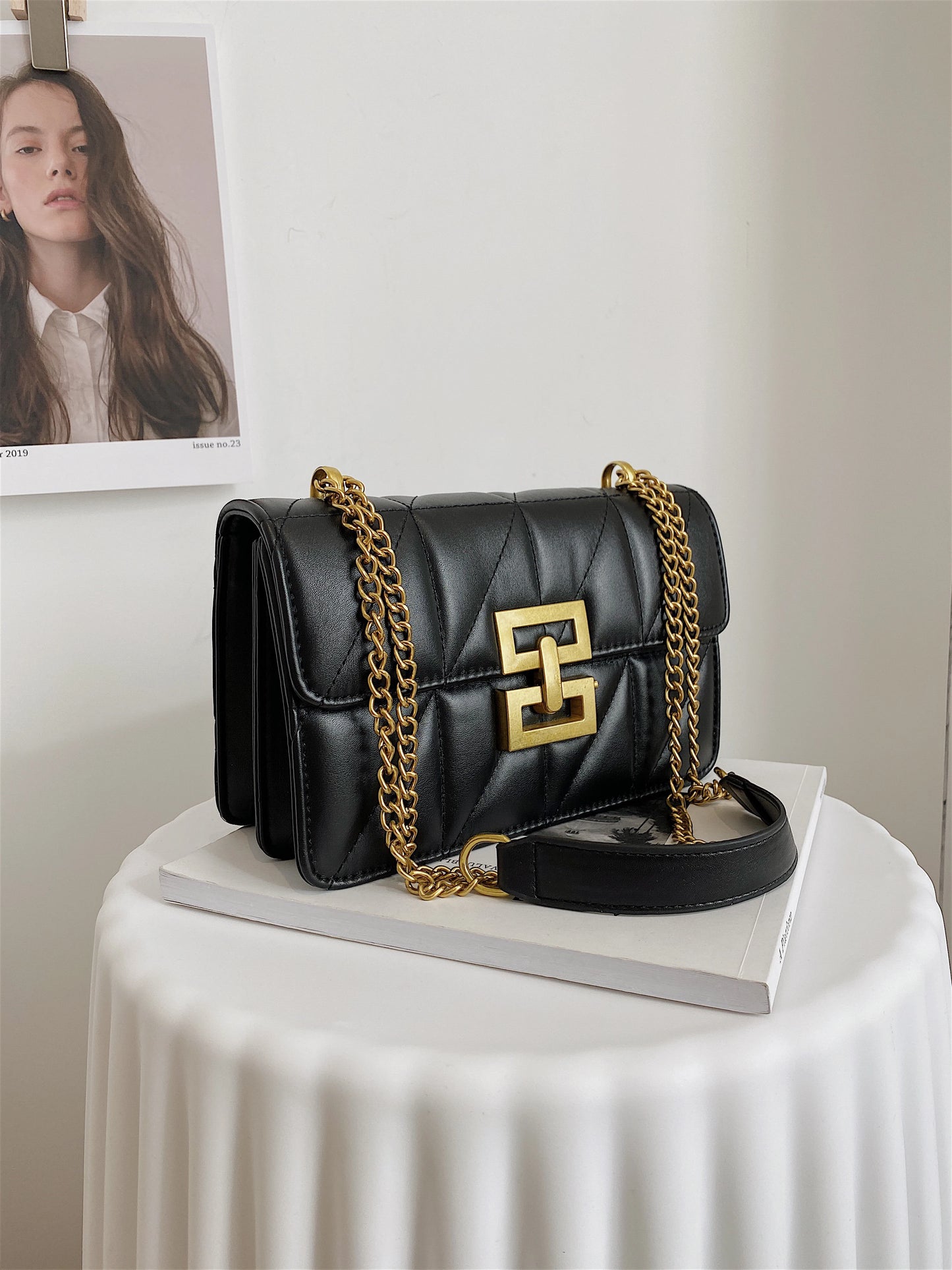 Lock buckle Square Bag