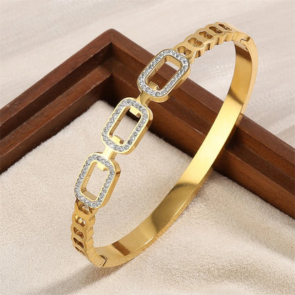 Gold Clover Bracelet
