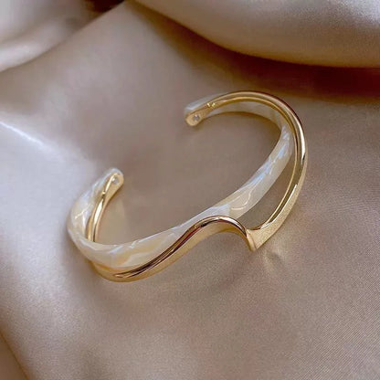 Ocean Style Shell Bracelet