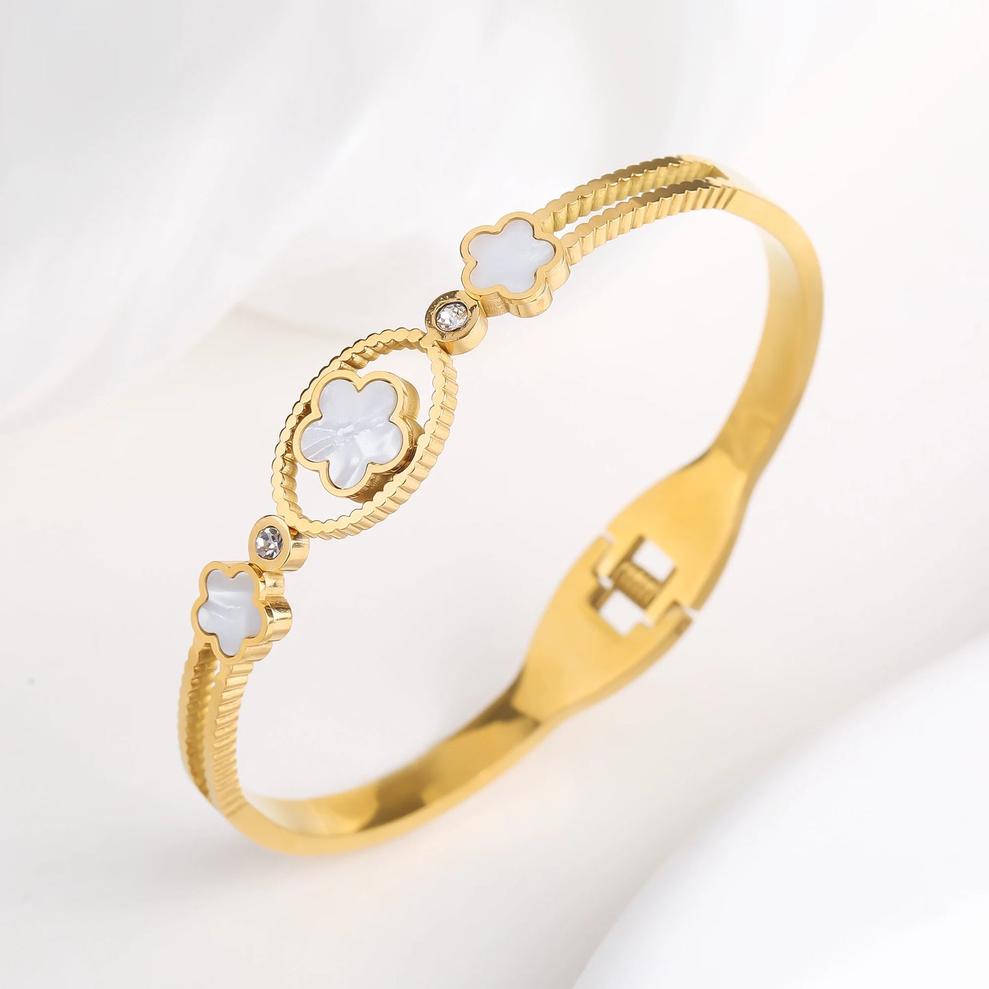 Clover Leaf Bracelet
