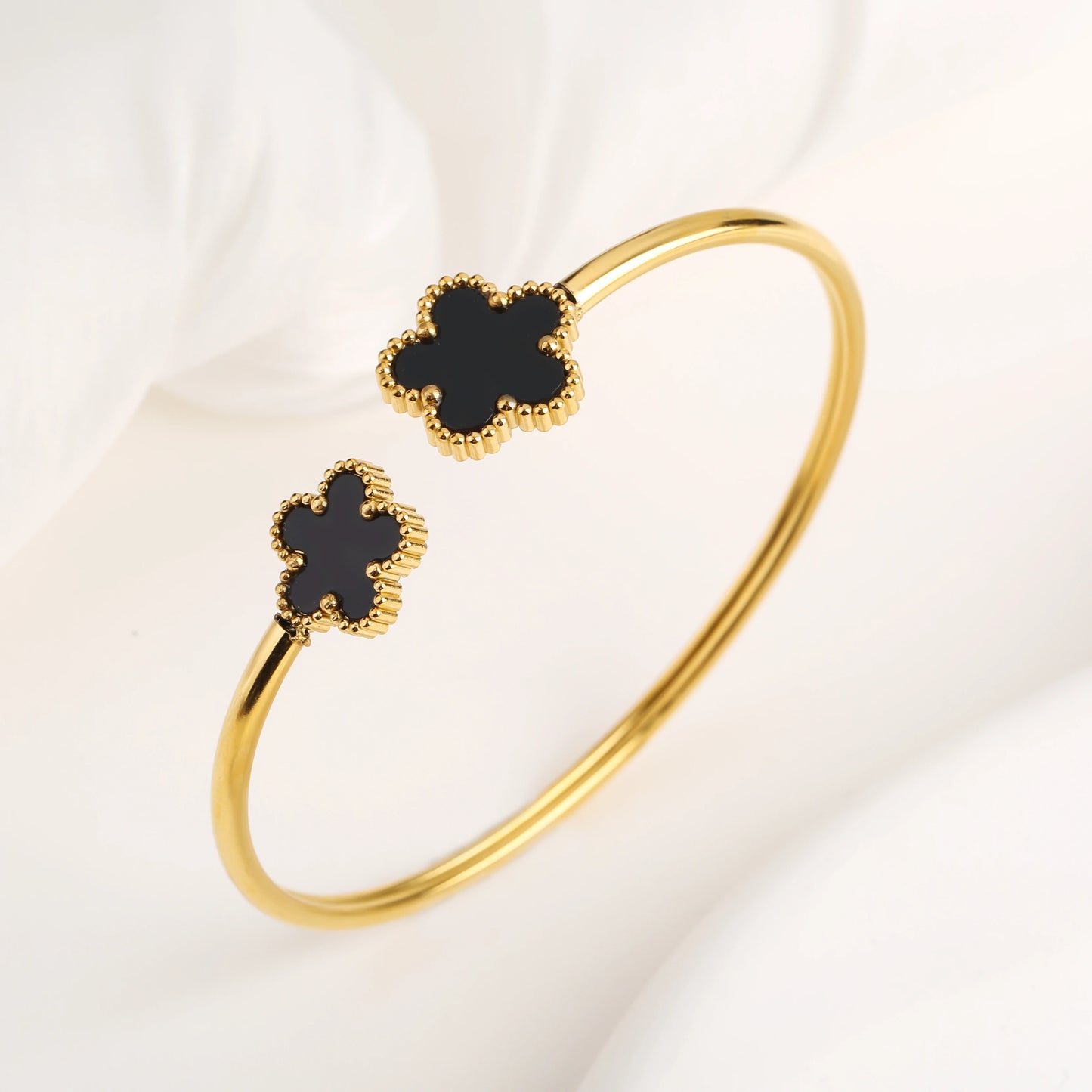 Clover Leaf Bracelet
