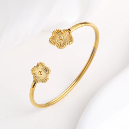 Clover Leaf Bracelet